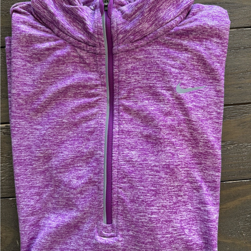 Nike Women's 1/2-Zip Running Top - Picture 5 of 10